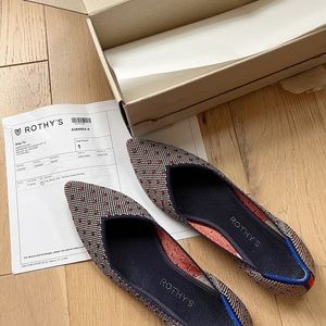 Rothy’s The Point flats in Coral Dot with box RARE